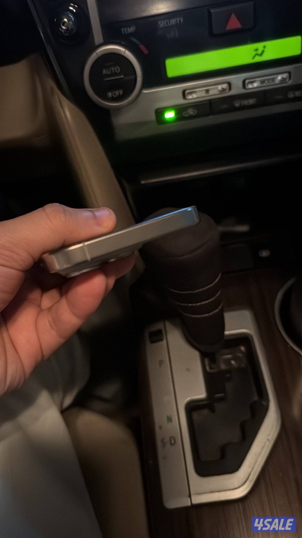 للبيع 16 برو بالكرتون شبه جديد0