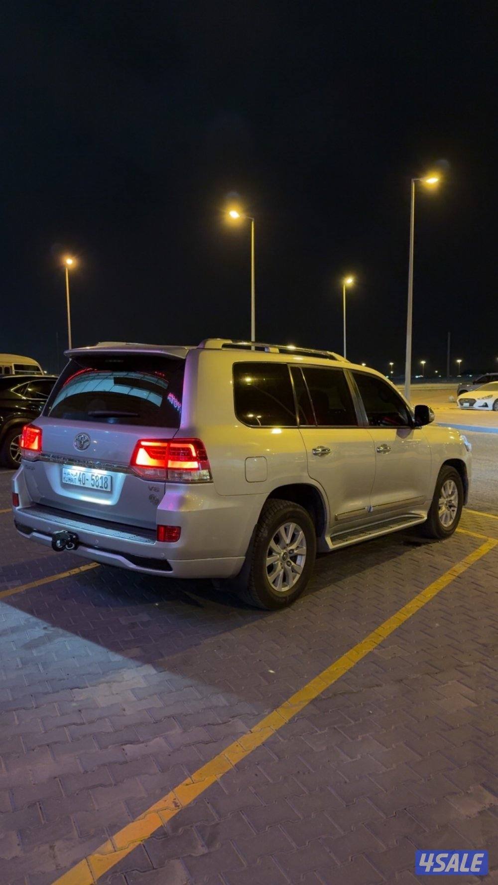 للبيع لاندكروزر موديل20161