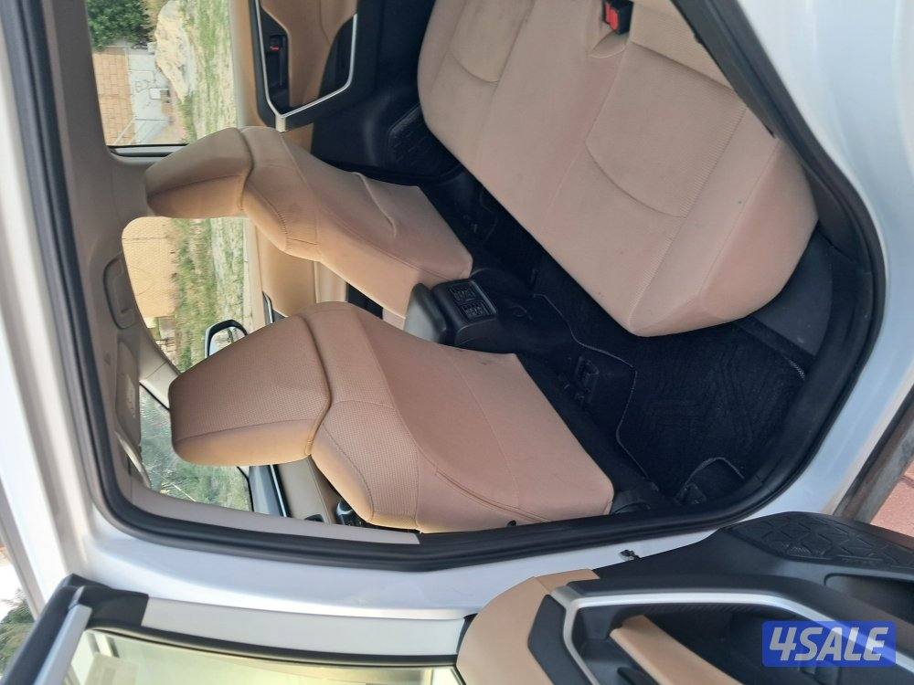 للبيع تويوتا راف 4 موديل 2023 ماشي 72 الف وارد الوكاله صبغ الوكاله7