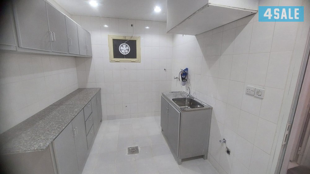 شقق تجارية وسكنية للإيجار في السالمية على الدائري الخامس2