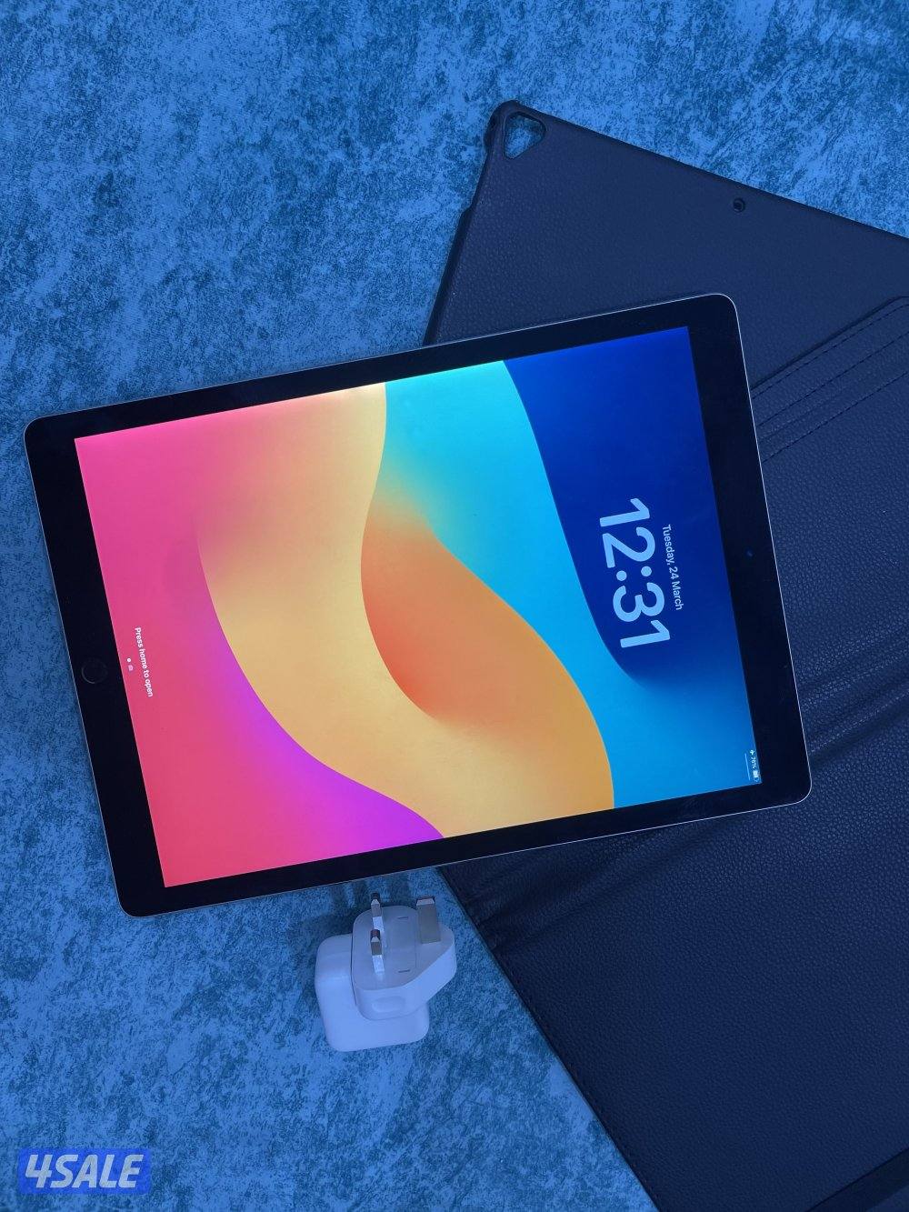 ايباد ابل برو 12.9 انش512 قيقا الجيل الثاني نظيف مو مفتوح ولا مصلح1