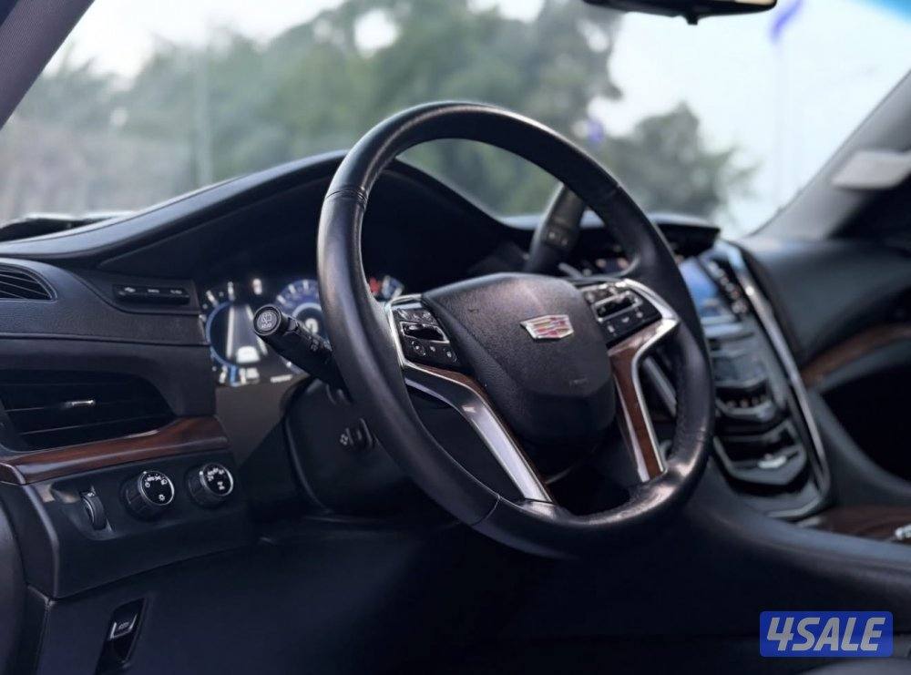 🔺كاديلاك اسكاليد بريميوم 2018 الدرجه الاولى 🔺7