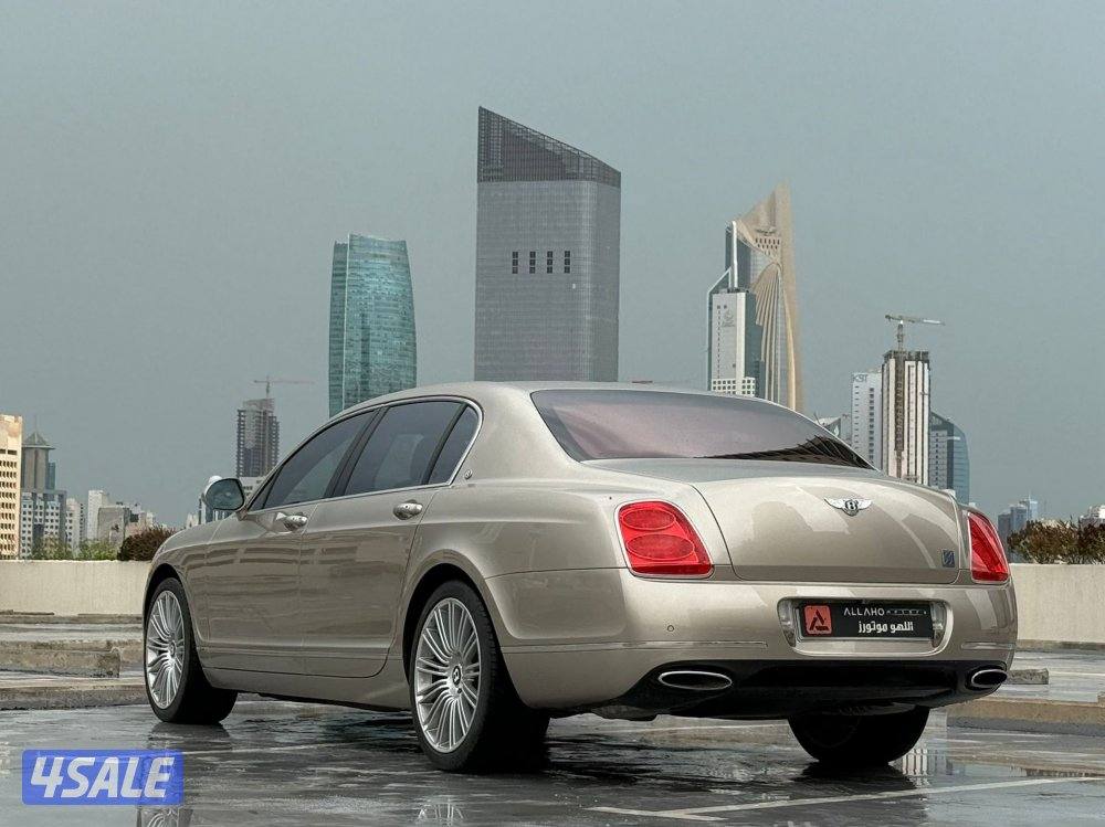 بنتليSPEED موديل2013 عداد53الف وارد الزياني سيرفس منتظم2