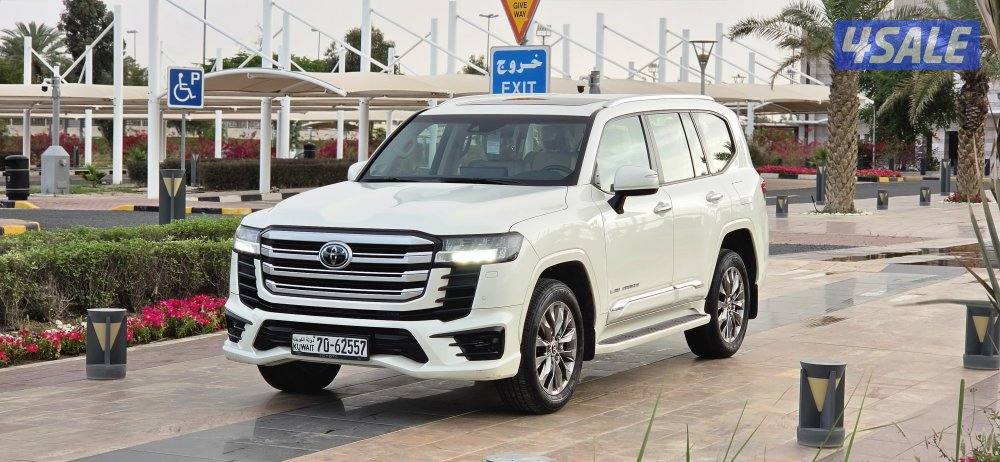 للبيع لاندكروز GXR ايرو اس تون تيربو 
موديل 2023 وارد الوكاله0