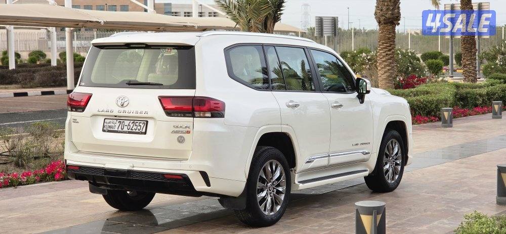 للبيع لاندكروز GXR ايرو اس تون تيربو 
موديل 2023 وارد الوكاله3