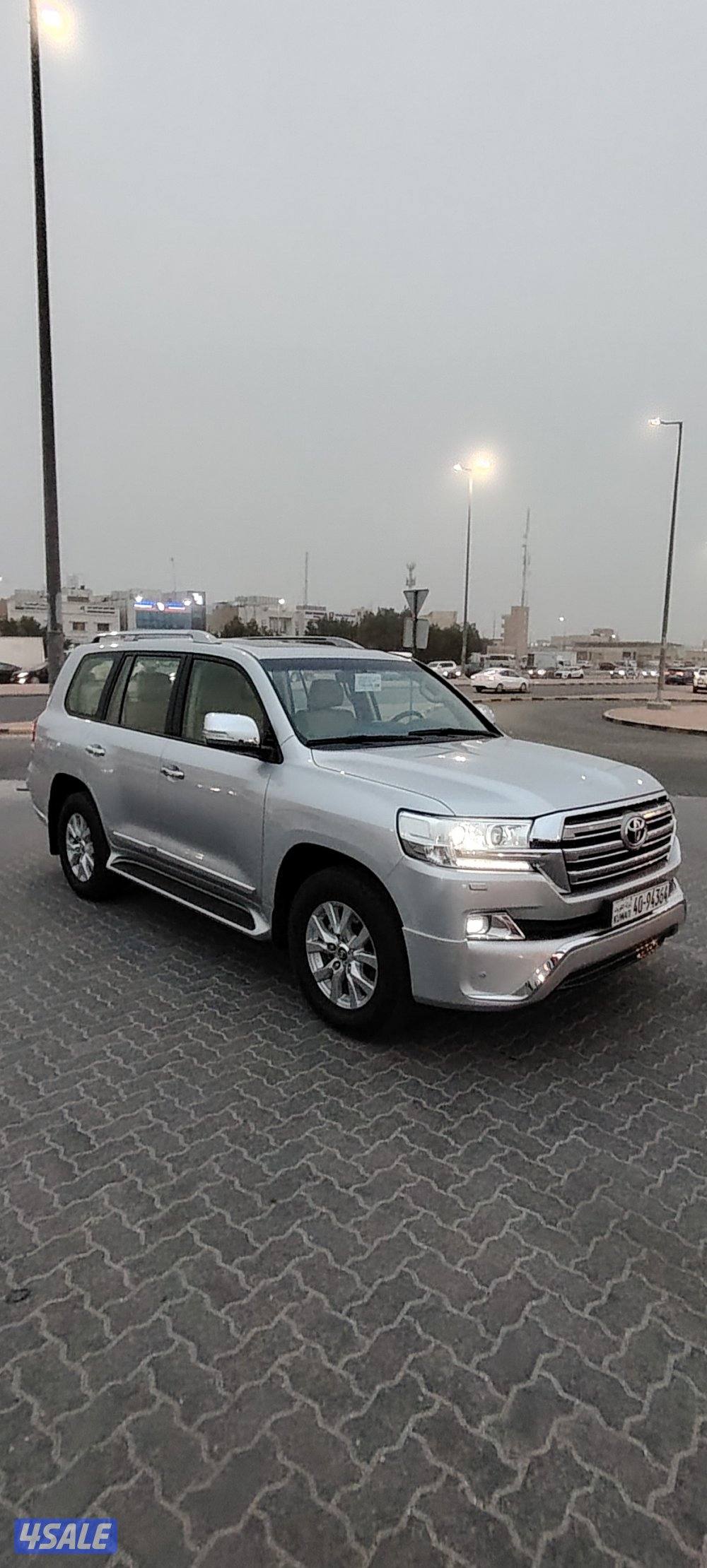 لاندكروز موديل 2017 عداد ٧٠ تبارك الله شرط الفحص بالكامل صبغ الوكاله.0