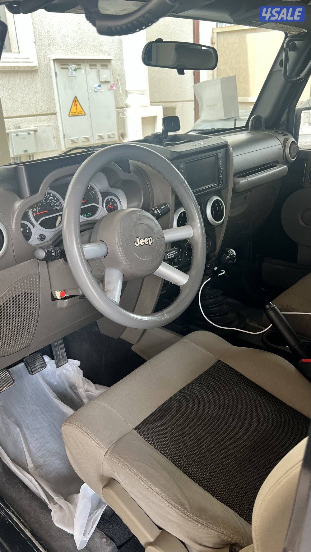 للبيع رانجلر ٢٠١٠ ماشي ٢١٦ موتر نظيف وسيرفس منتظم شرط الفحص بالكامل1