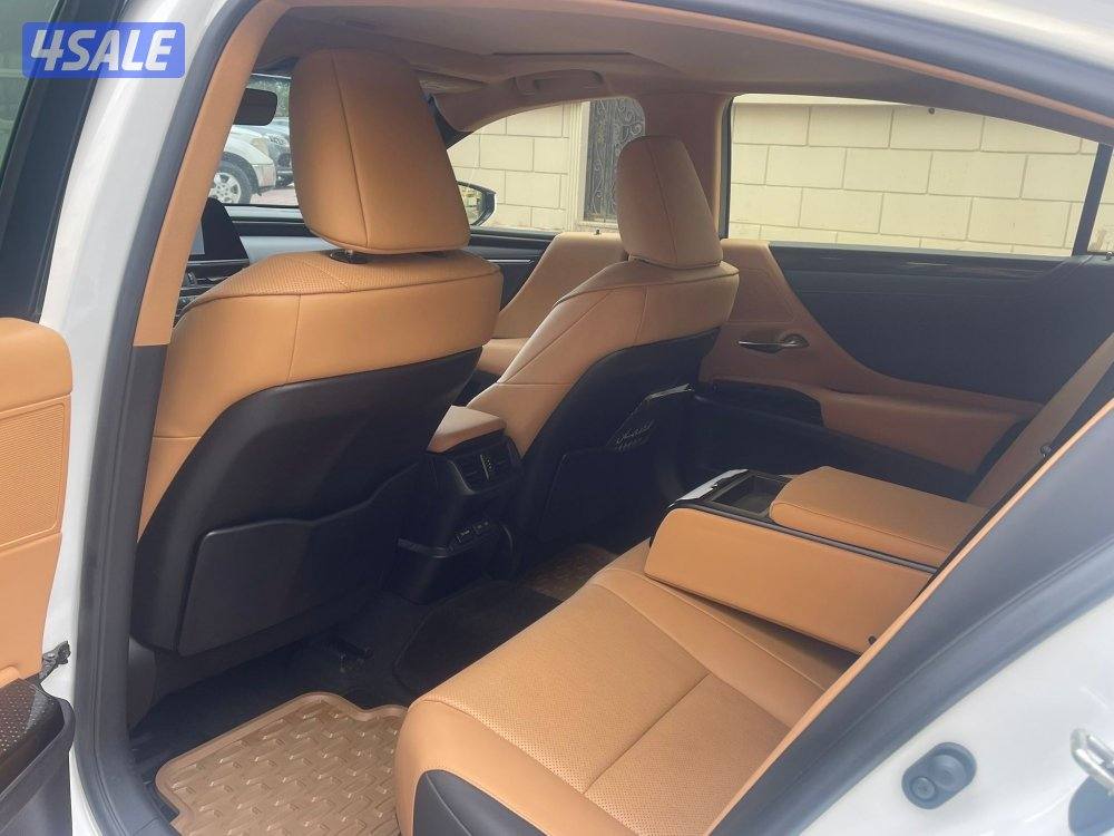 2023 الساير ES350ماشي 20 الف3