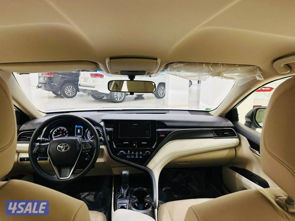 للبيع تويوتا كامري LE  2.5موديل 20234