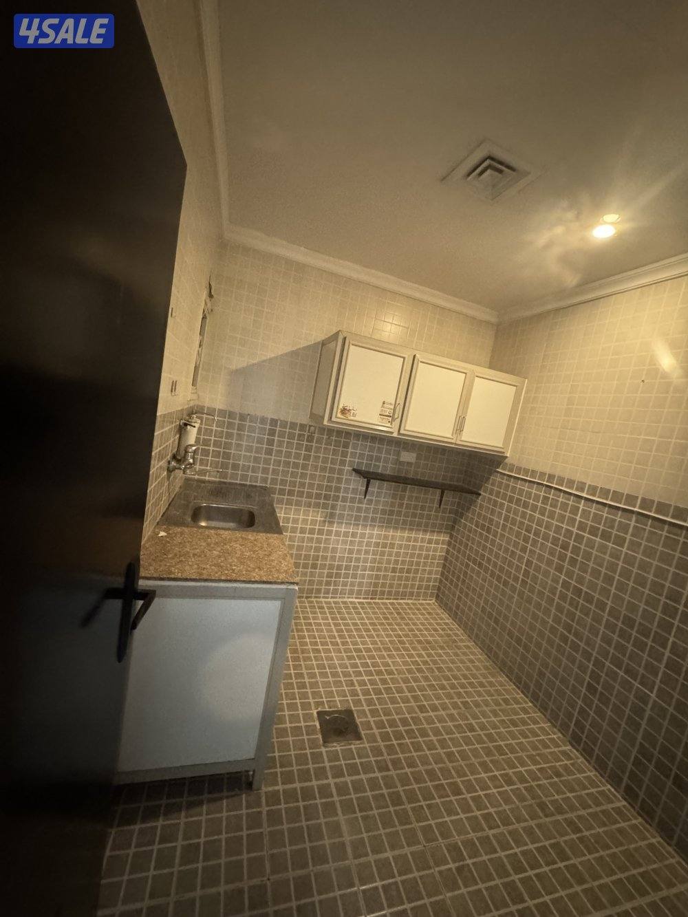 للايجار. شقق ف ميدان حولي قريبه من شعب ولبحر5