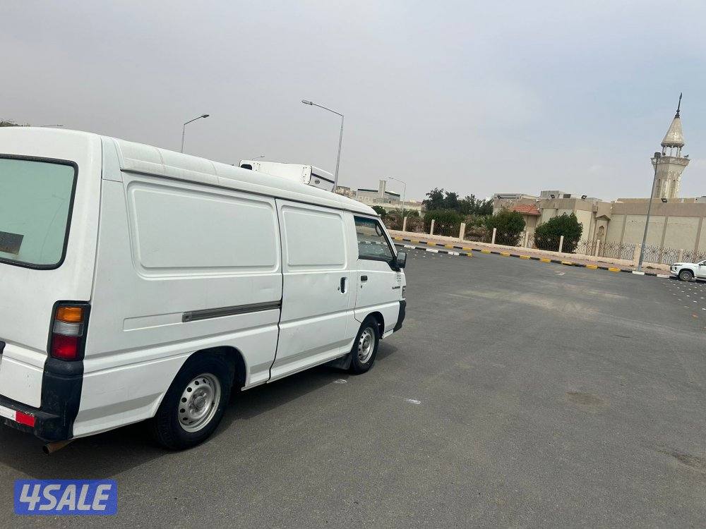 باص متسوبيشي ، ثلاجه ، 2012 ، شرط الفحص6