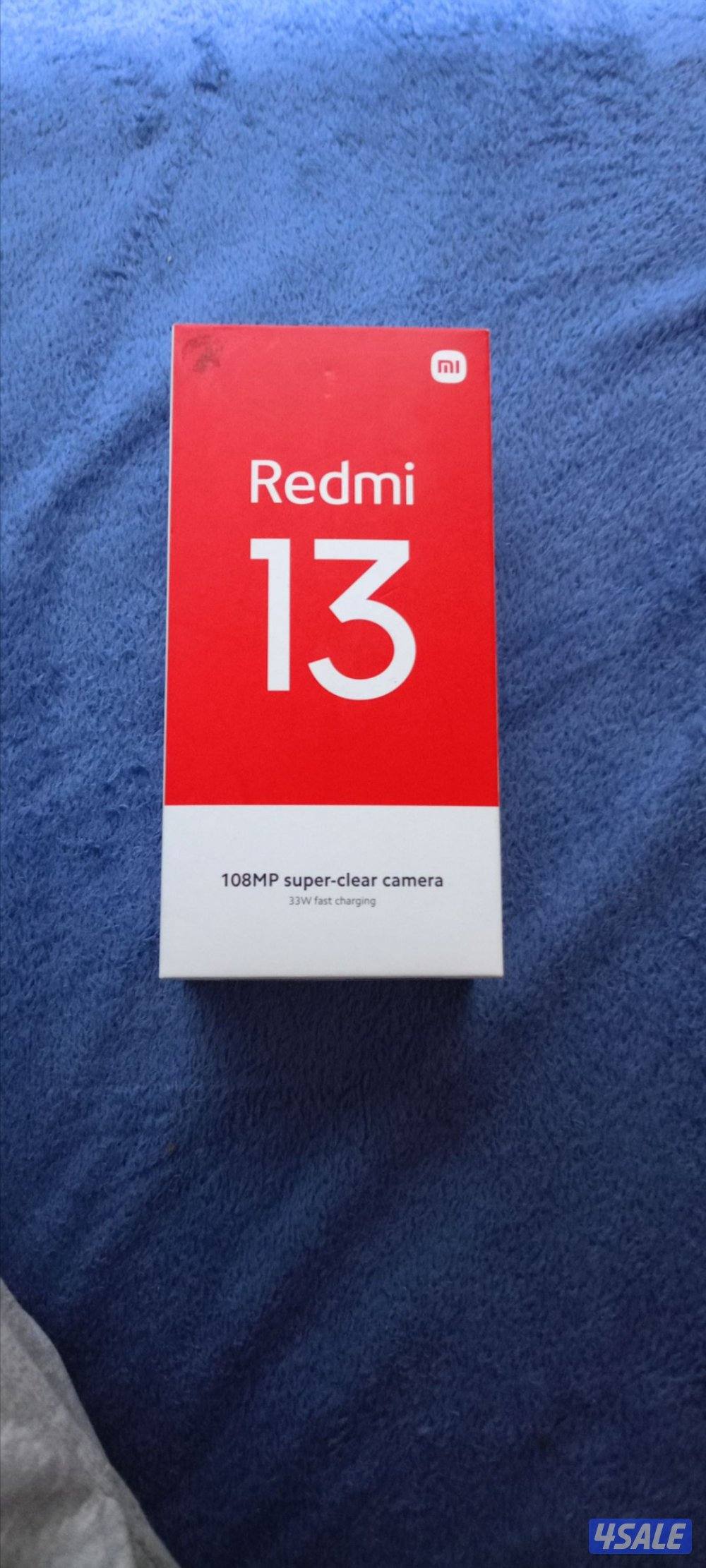 هاتفRedmi13 الهاتف مساحته 256 جيجا 8 رام الهاتف لا يوجد به اي كسور0