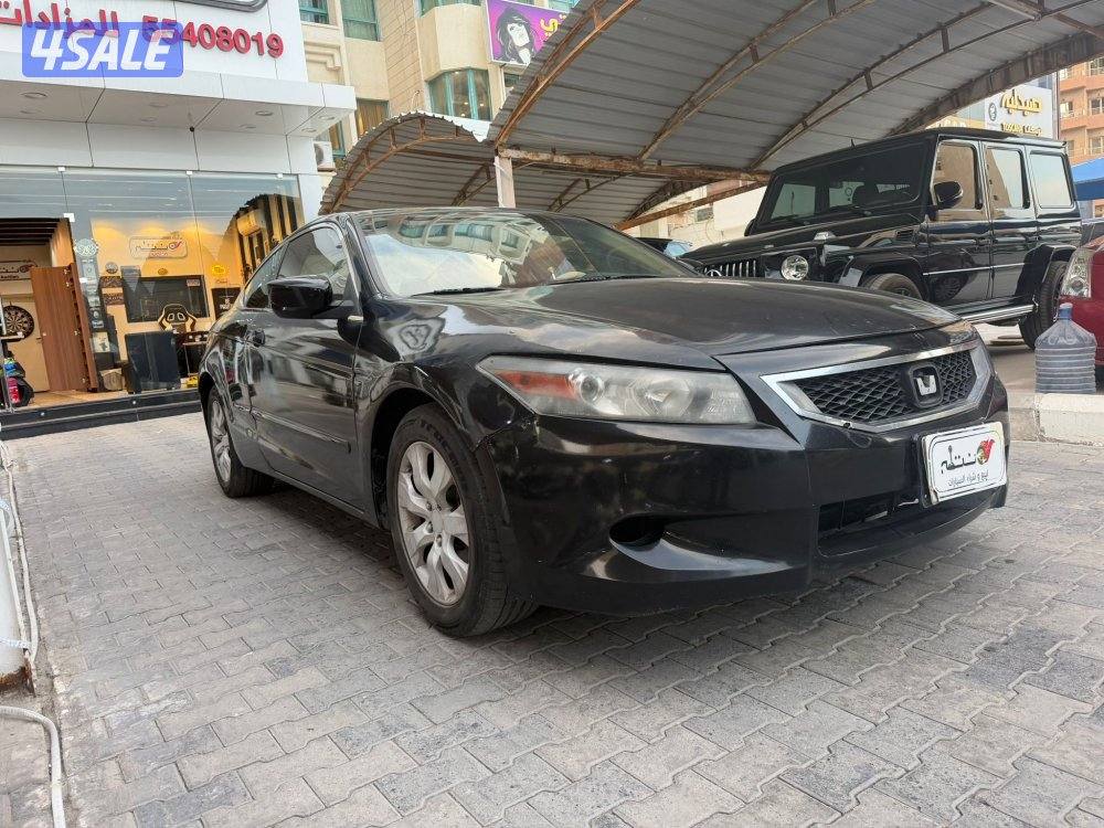 هوندا اكورد موديل 2010 / بحاله ممتازه4