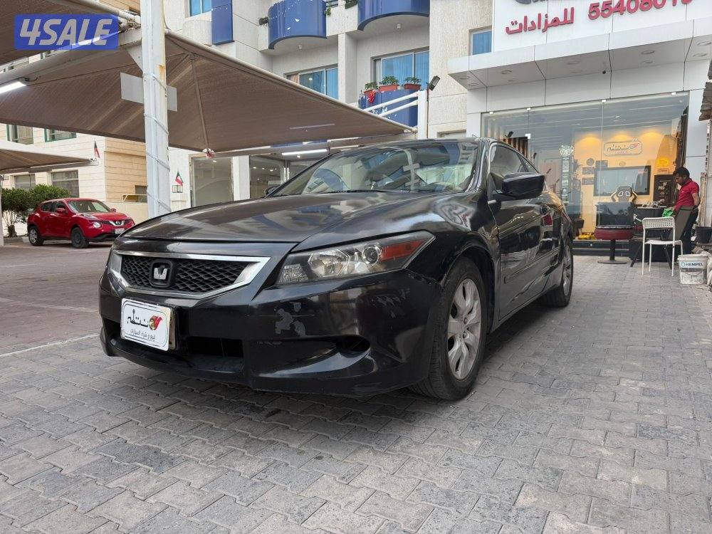 هوندا اكورد موديل 2010 / بحاله ممتازه5