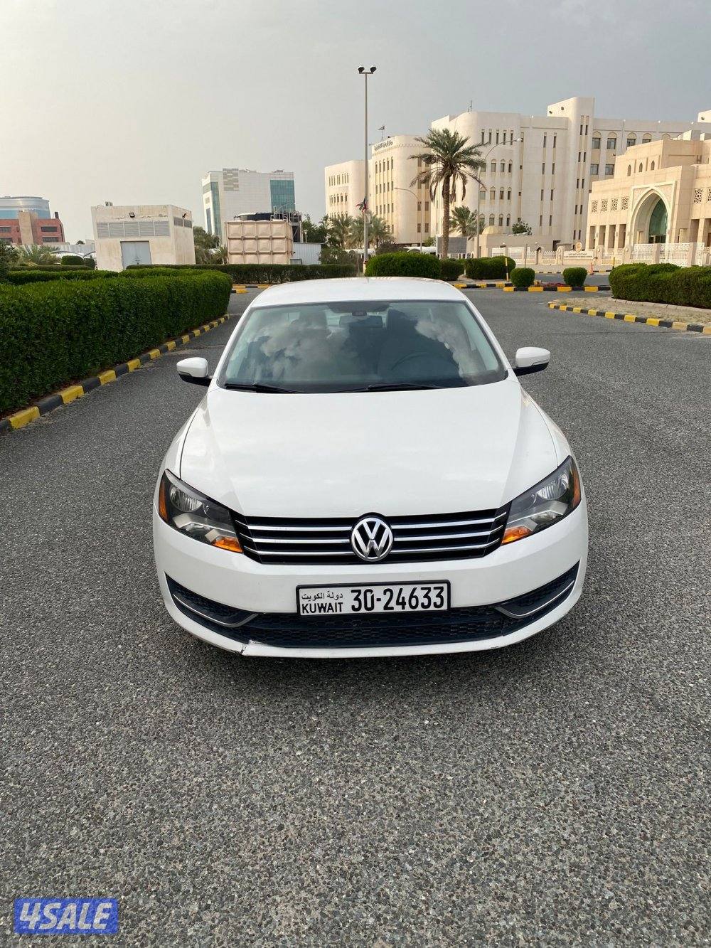 باسات مديل 2014 لون ابيض بحاله جيده2