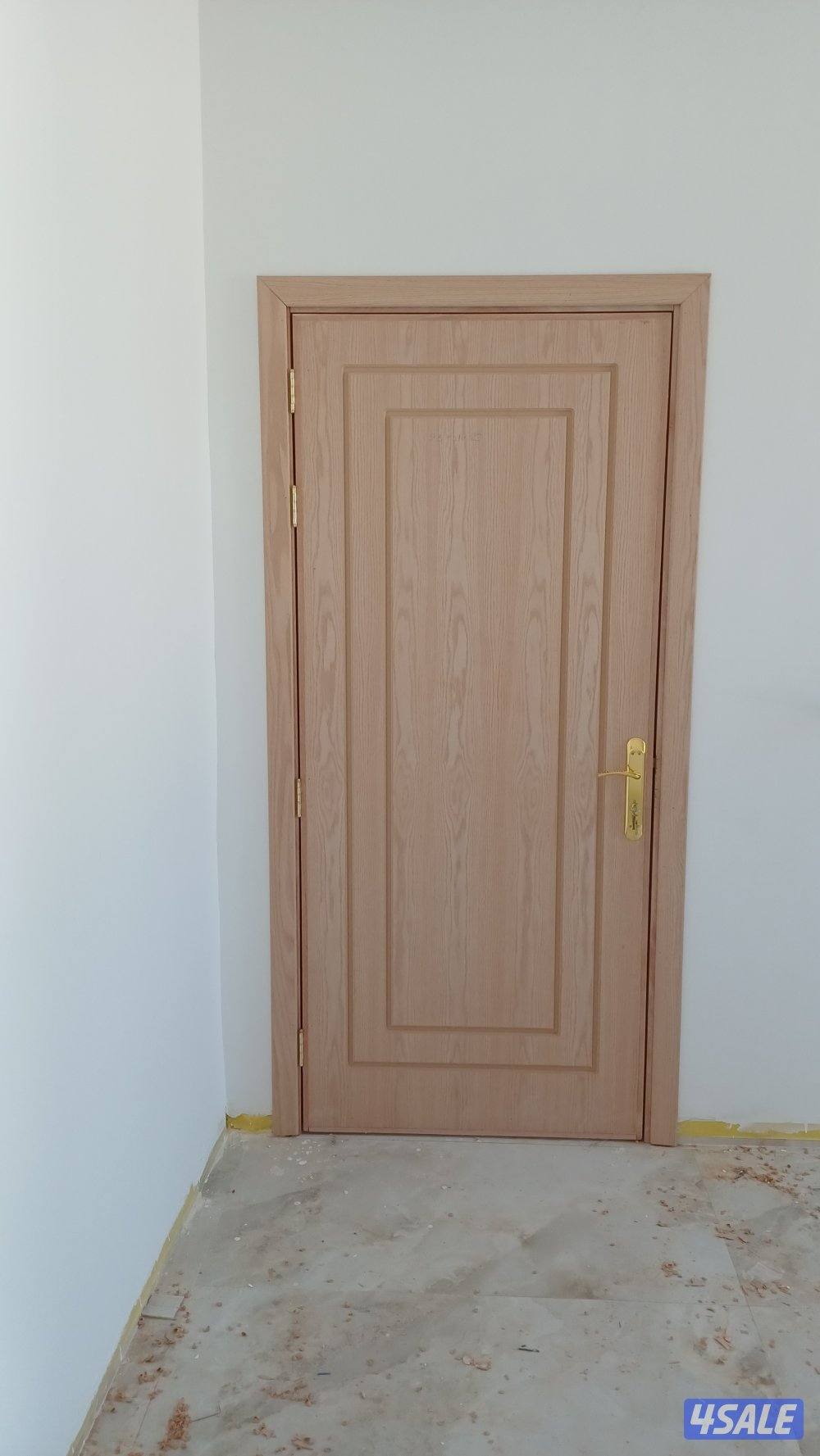 نجار لعمل جميع انواع الابواب والكبتات وصيانتها5