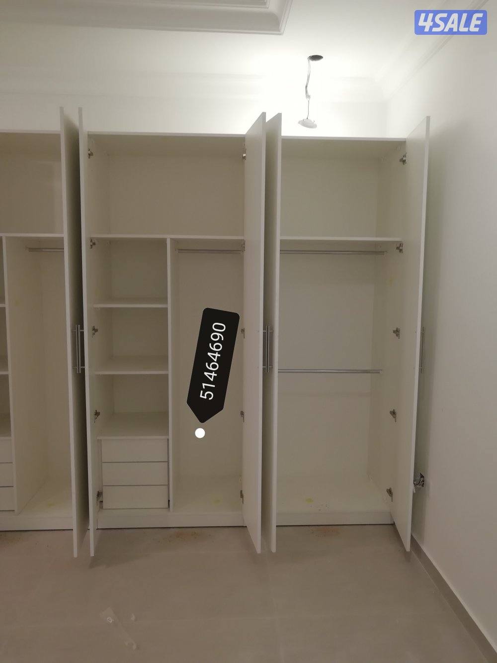 نجار لعمل جميع انواع الابواب والكبتات وصيانتها10