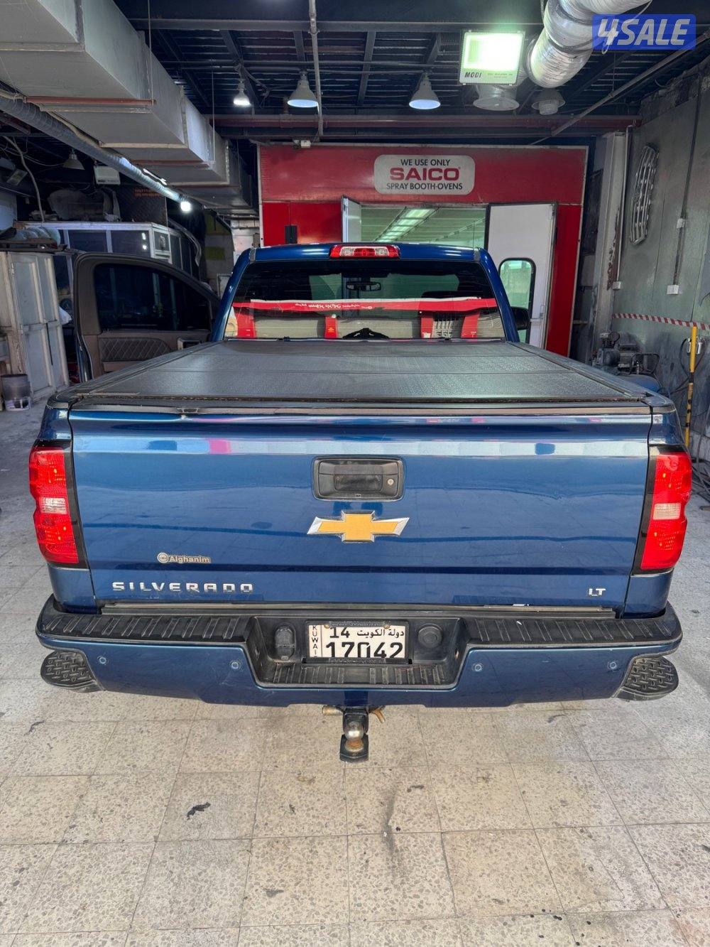 للبيع وانيت سيلفرادو ازرق باب واحد موديل 2016 Z71 عليه تواير حجريه2