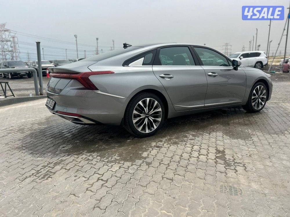 كيا-K8  موديل 2024 ماشى 21.000 k.m وارد المطوع . صبغ وكالة  شاشة.2