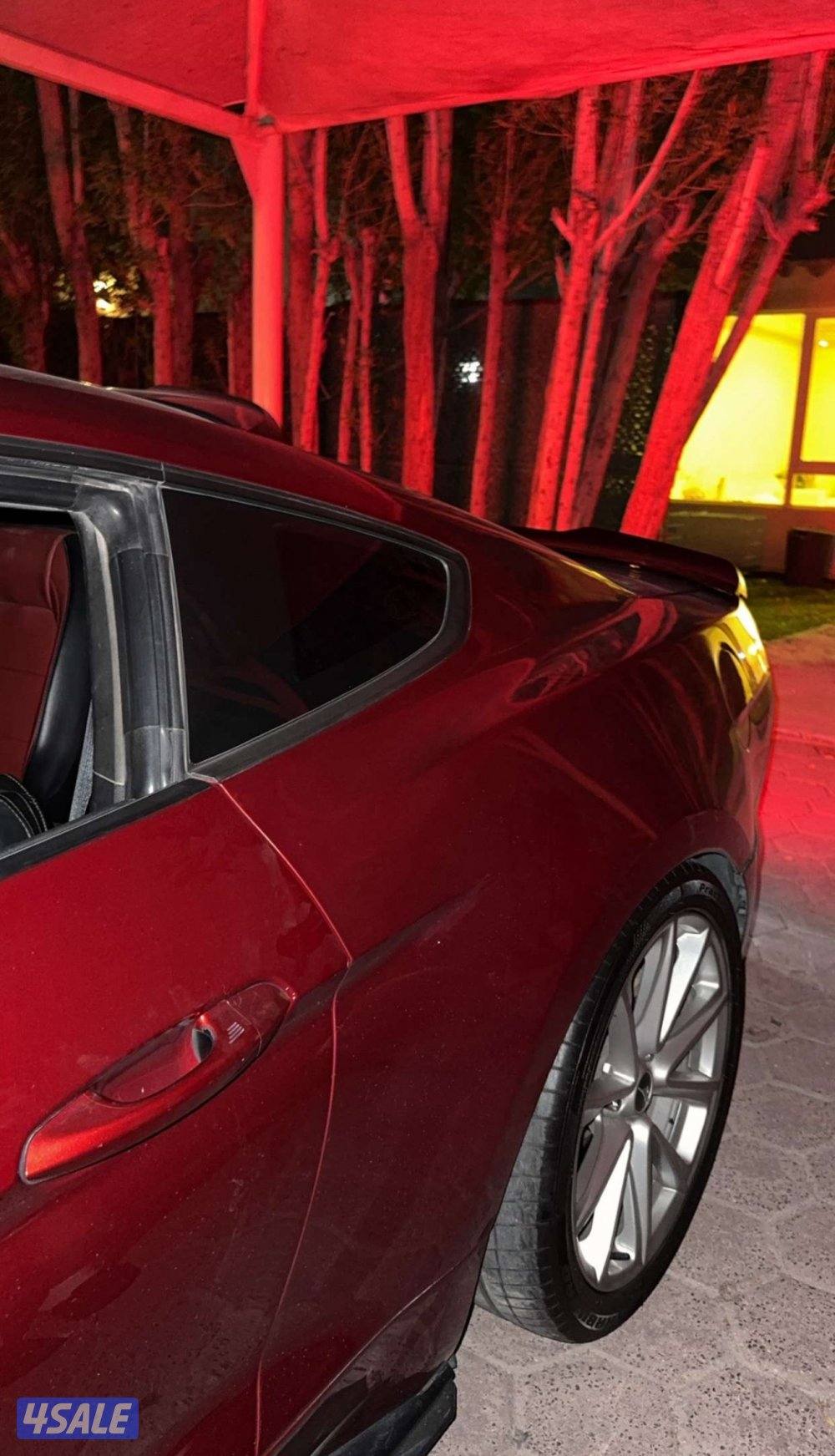 موستنق قير عادي الفل بريميوم كاندي رد8