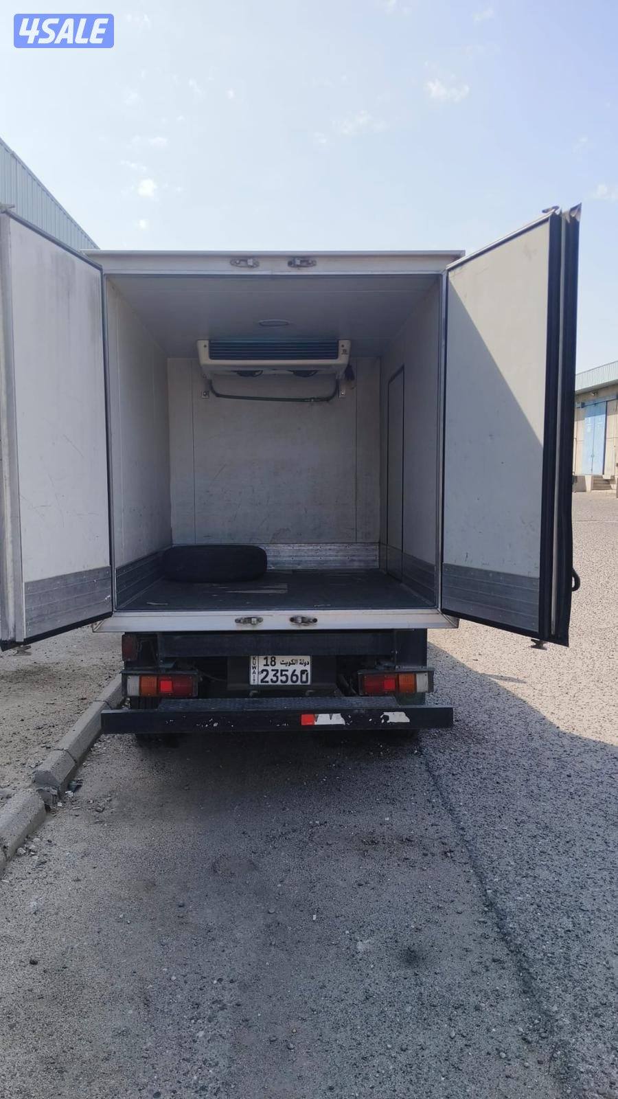 سيارتين ايسزوز دي ماكس مبرد3