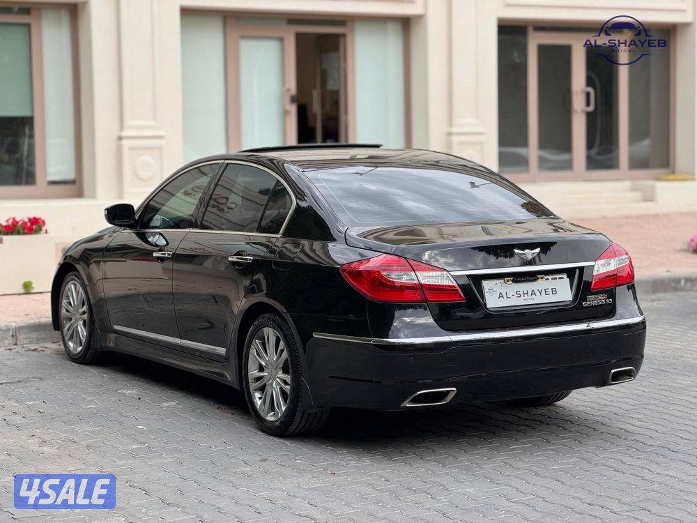 للبيع جينسيس 33 موديل 20136