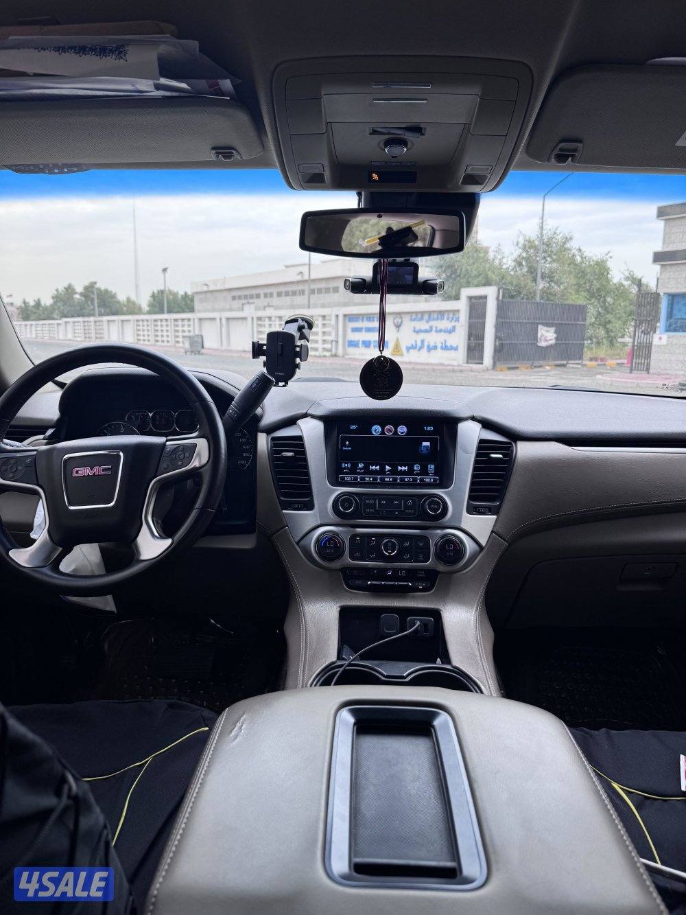 للبيع يوكن 2019 دبل قير 4X4.6