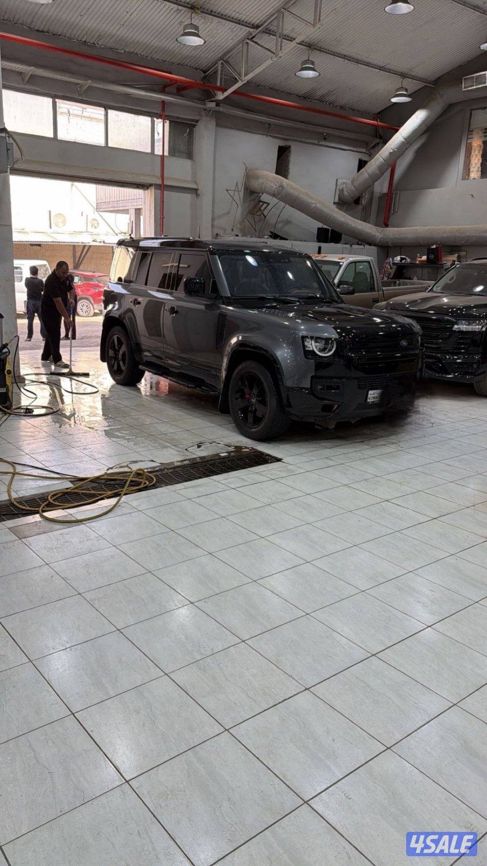 للبيع دفندر ٢٠٢٠ اعلى درجه ٤ سلندر صبغه وكاله1