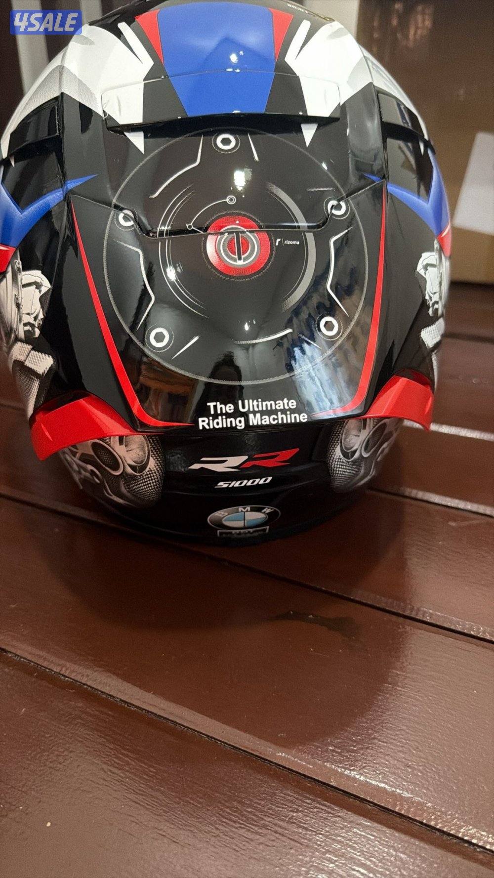 خوذه للبيع مقاس M درجه ثانبه5