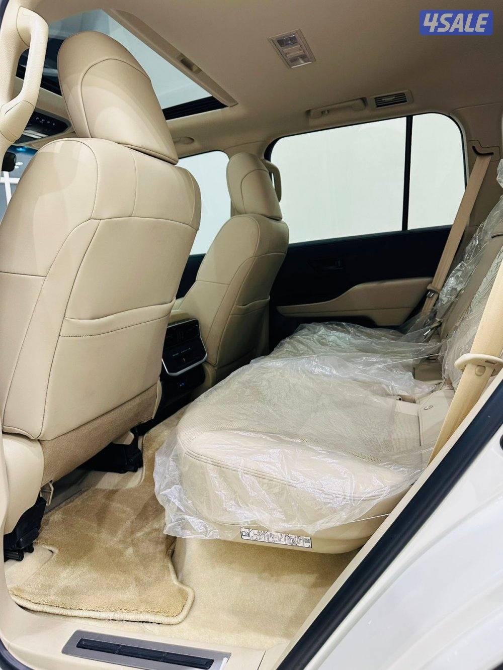 للبيع تويوتا لاندكروس GXR 4K بدون تيربو موديل 20255