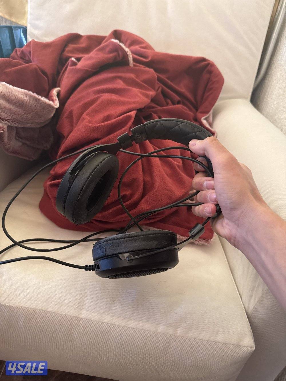 بيعة سريعة سماعات وكيبورد ومايك1
