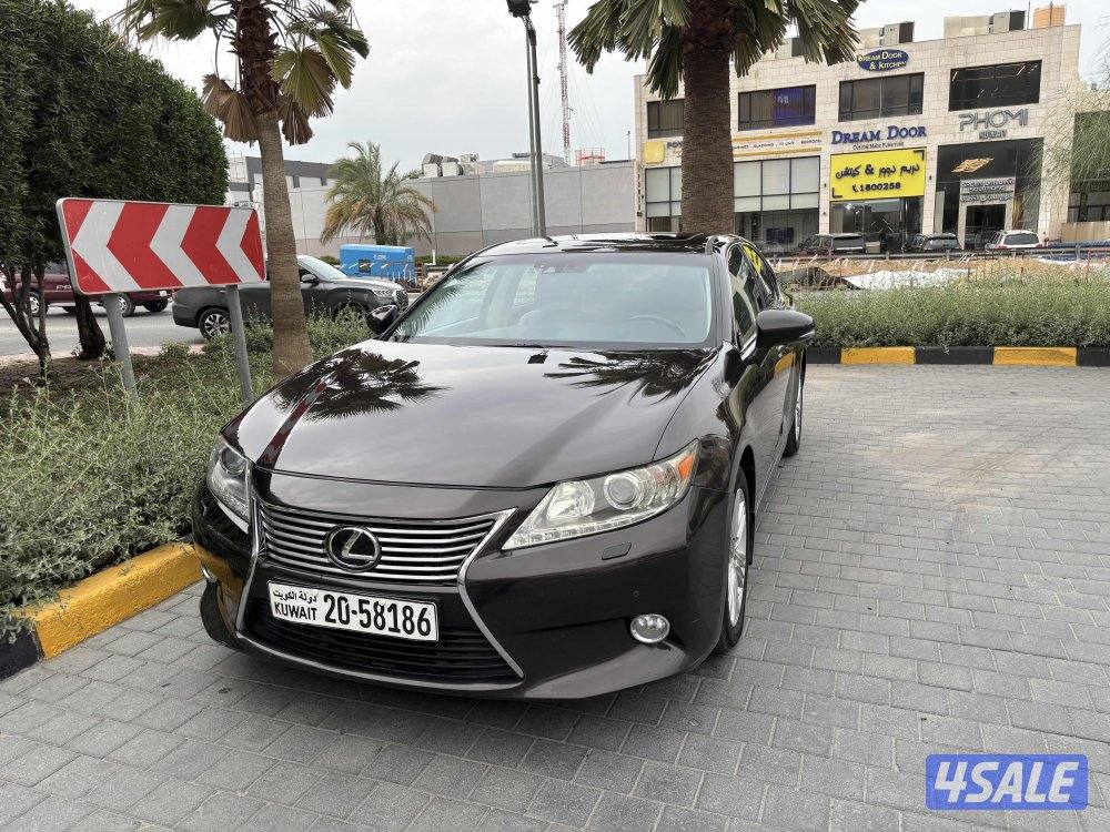 للبيع لكزز Es350 موديل 2013 بحاله ممتازه سرفس وكاله4