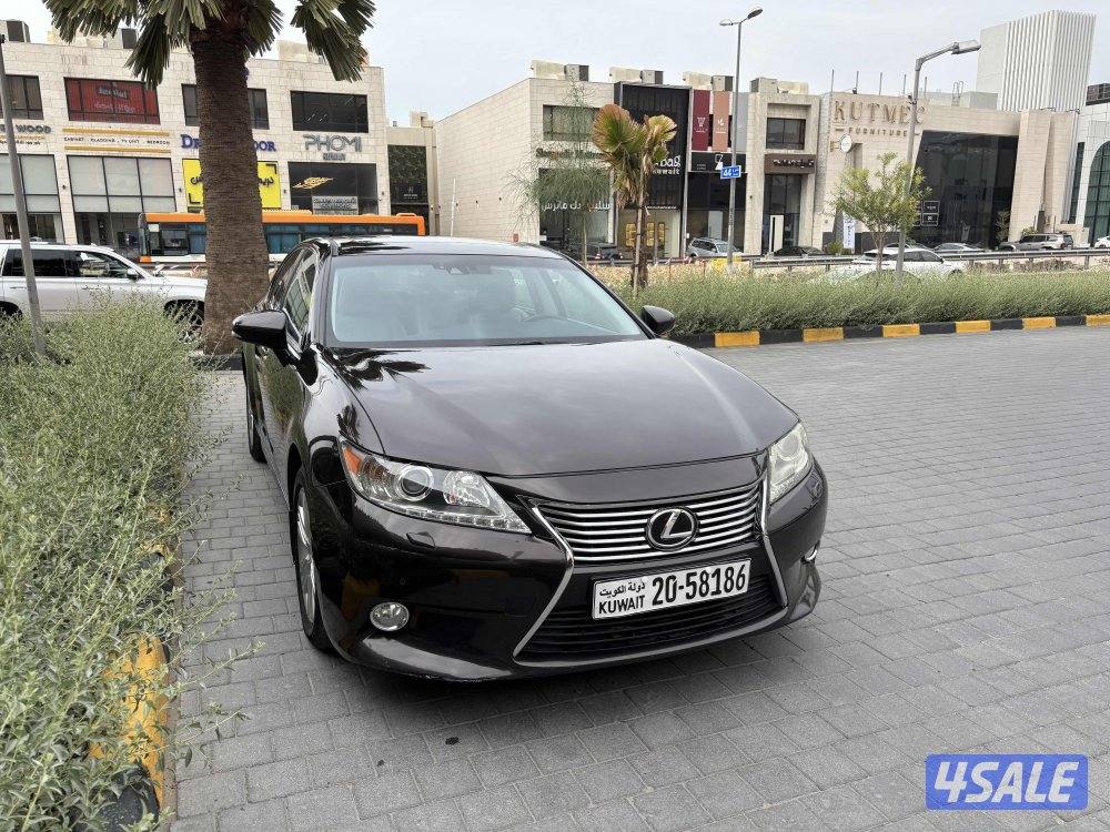 للبيع لكزز Es350 موديل 2013 بحاله ممتازه سرفس وكاله7