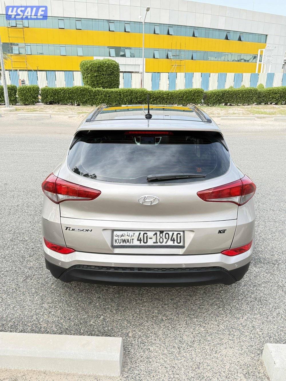 البيع جيب هيونداي توسان 20172