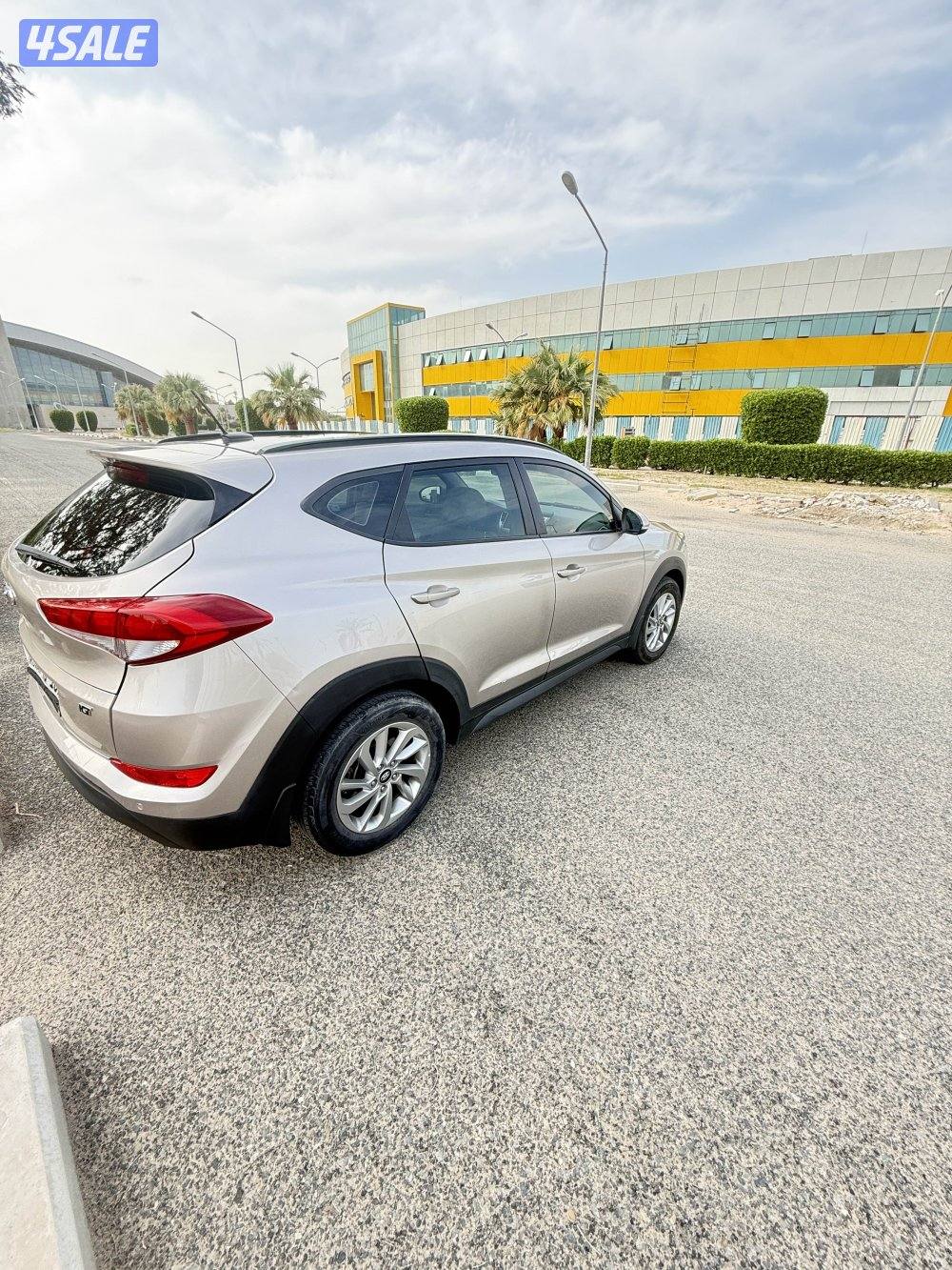 البيع جيب هيونداي توسان 20173