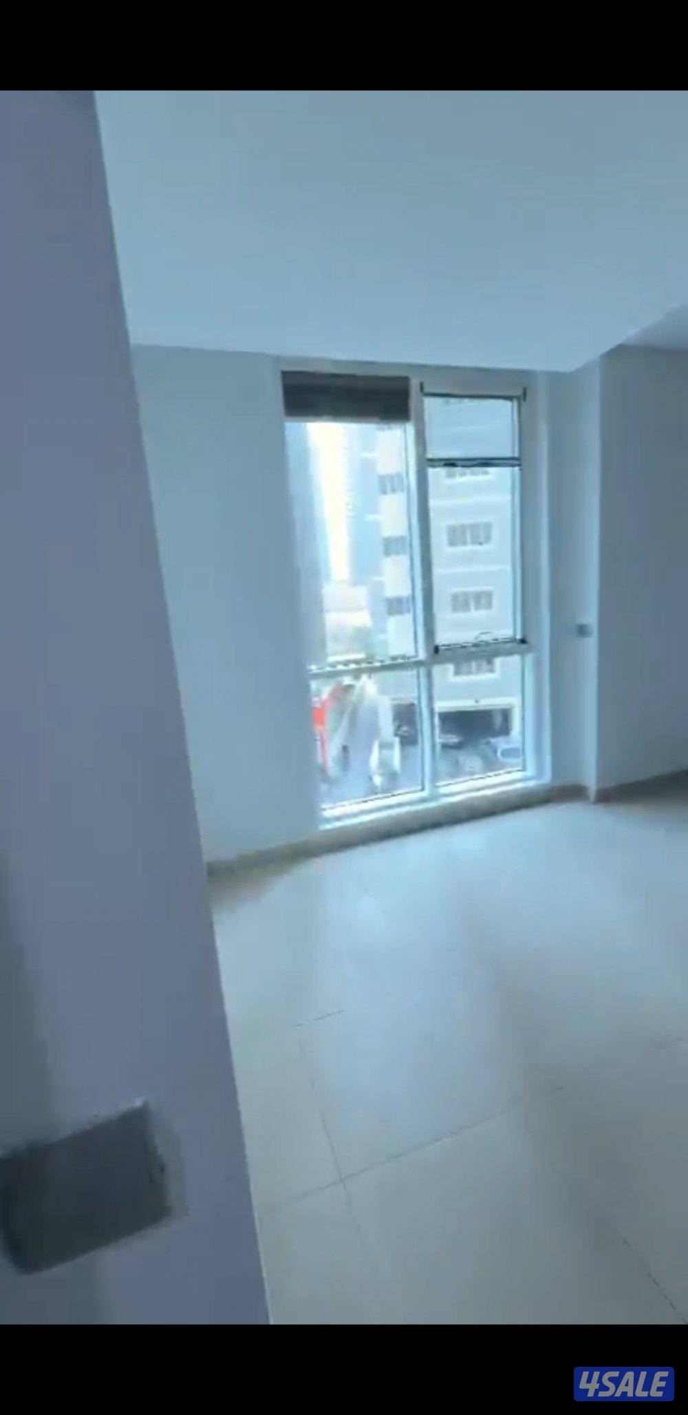 منطقه شرق قطعه ٣ الدور الثاني تجاريه4