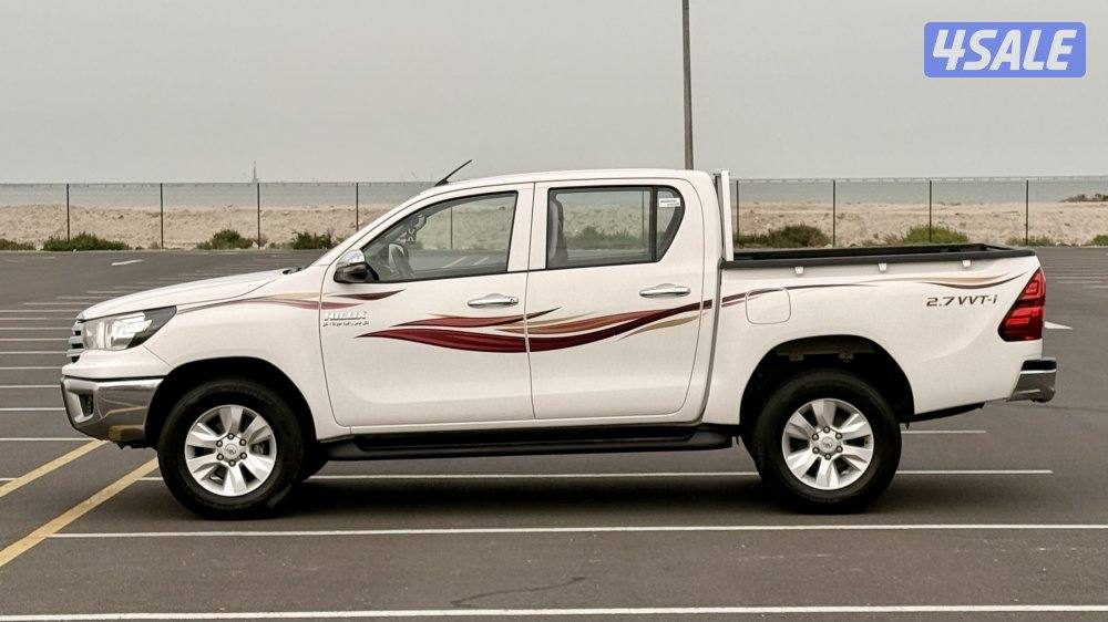 للبيع وانيت هايلكس دبل عداد ٦٦ الف كم بس2