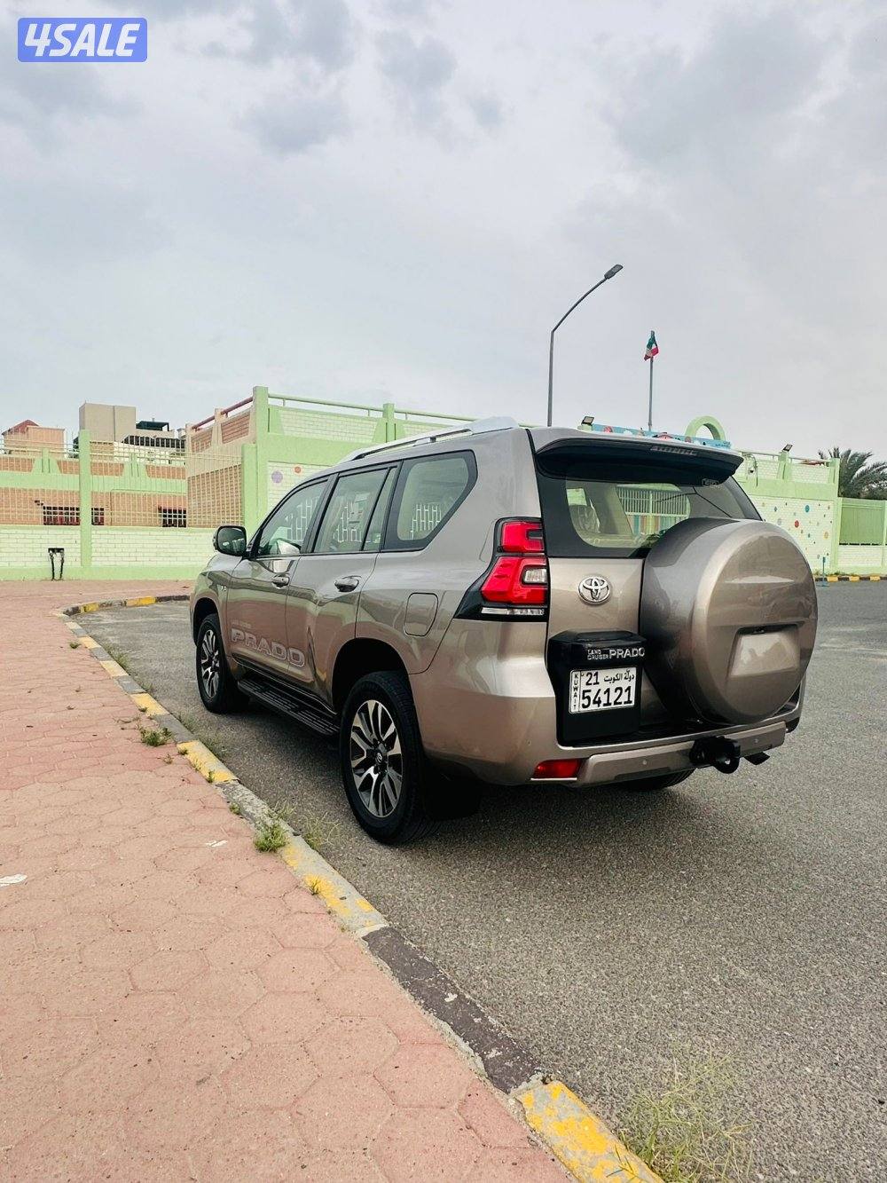 برادو TXL 2022 اعلى درجه عداد 51 الف صبغ الوكالة2