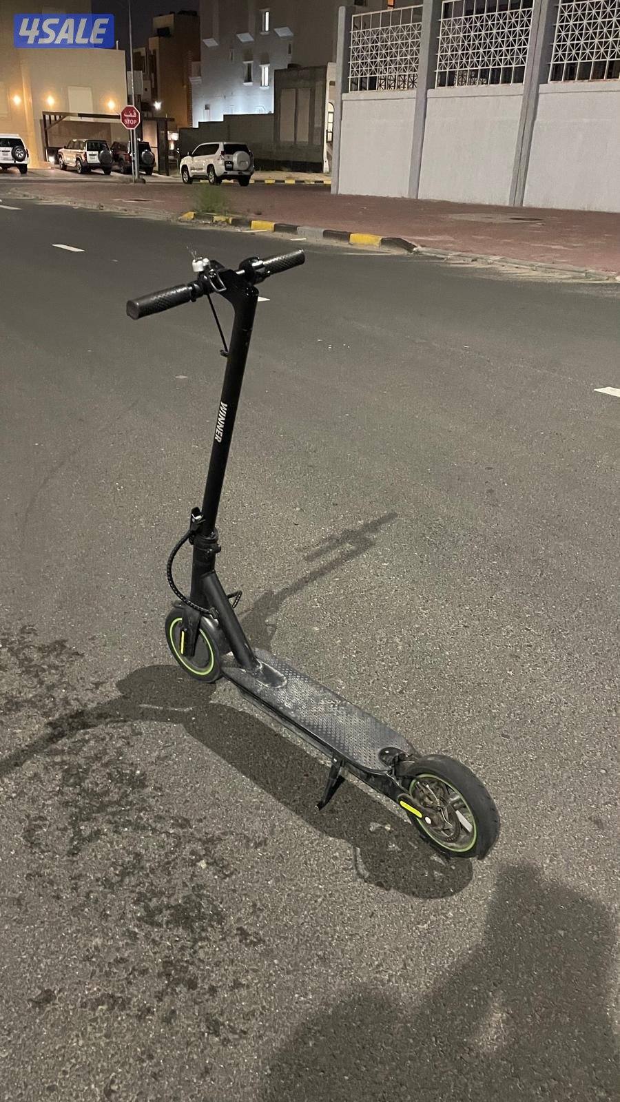 نضيف البطاريه ماتبدلت بس السكان نازل اشوي ومنبط التاير الي ورا يمشي ٥٥1