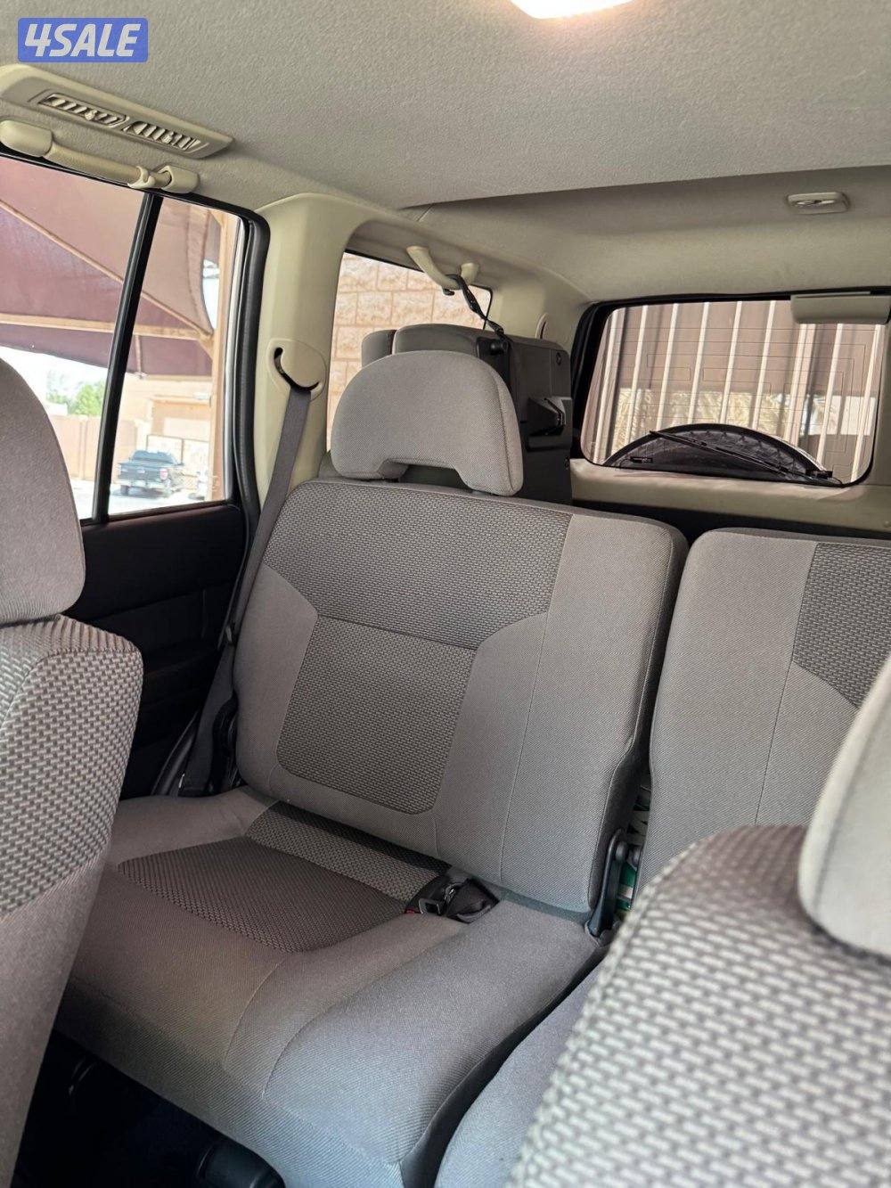 للبيع سفاري البابطين - مخزن - عداد قليل - قابل للمساومة4