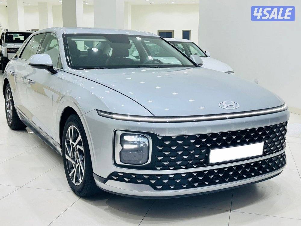 للبيع هيونداي ازيرا 6 سلندر موديل 2026 عداد اصفار1