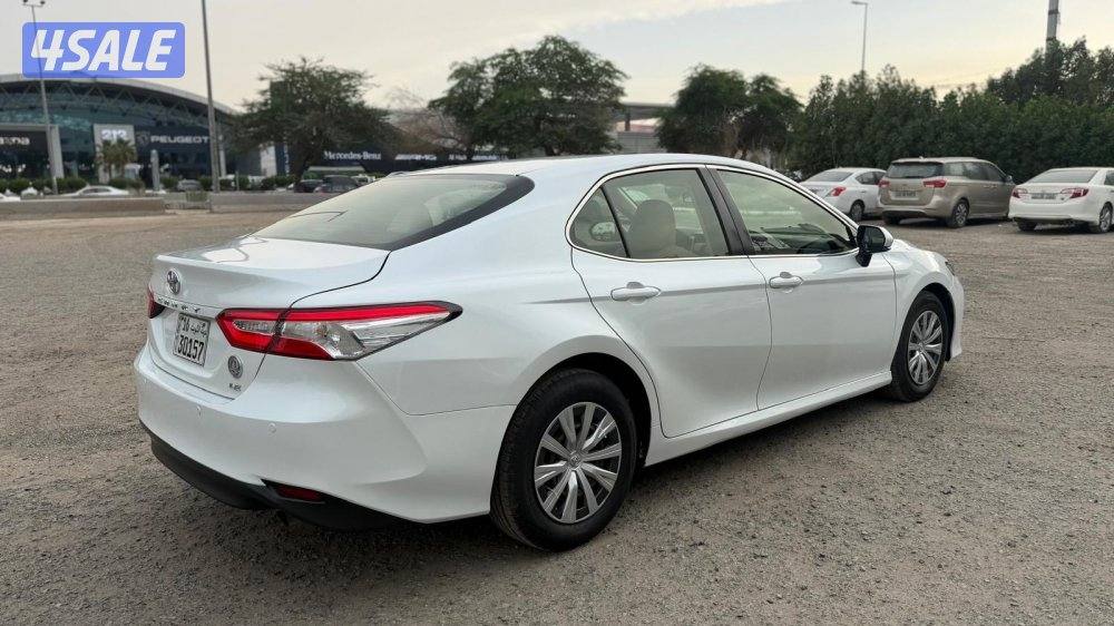 للبيع كامري 20192