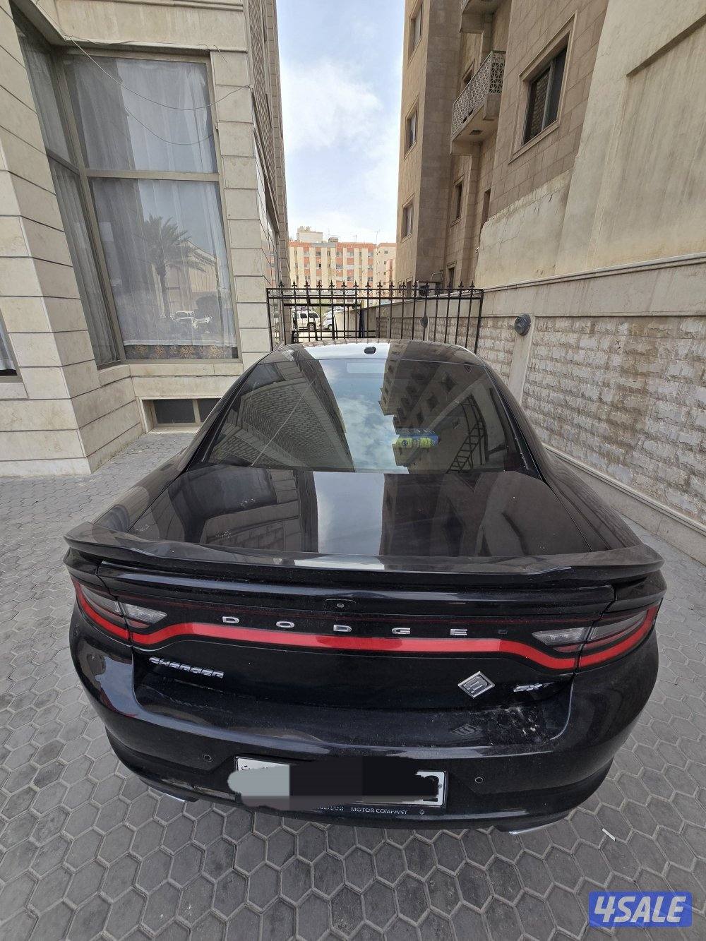 DODGE CHARGER SXT 20183