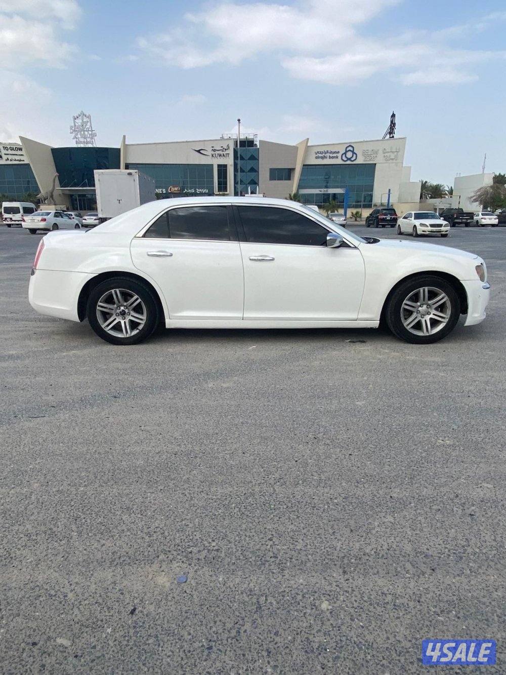 للبيع كرايزلر 2014 شرط الفحص - البدي نظيف0