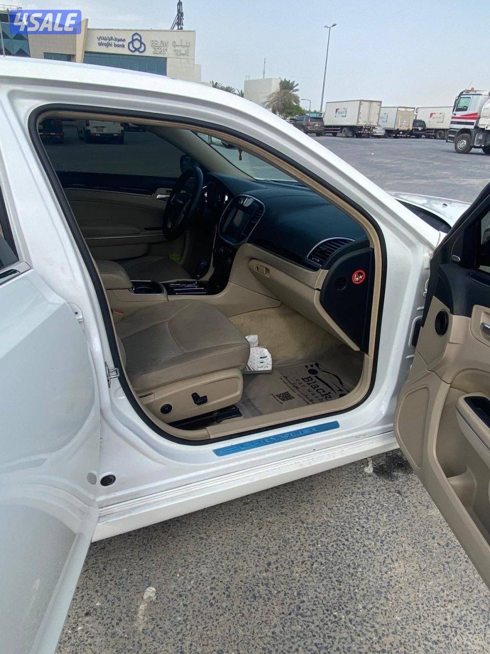 للبيع كرايزلر 2014 شرط الفحص - البدي نظيف8