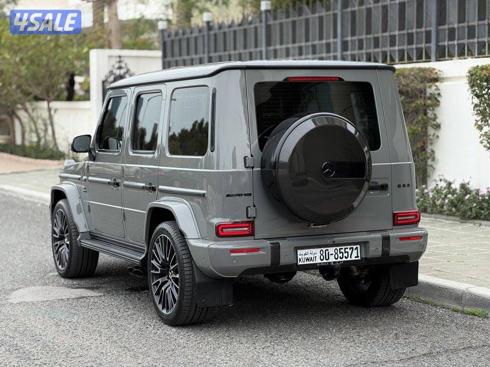جي كلاس - 63 AMG - AFFALTERNAC موديل 2025 نايت بكج عداد 17 درجة الأولى4