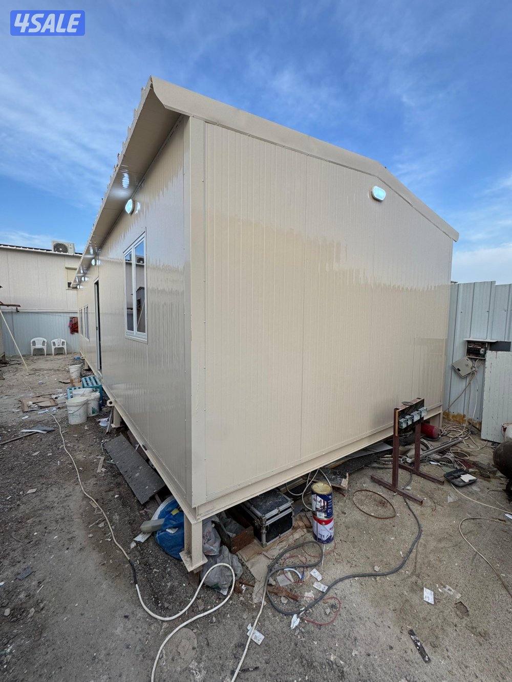 للبيع شاليه ساندويش بانيل جديد كبير مقاس 12*41