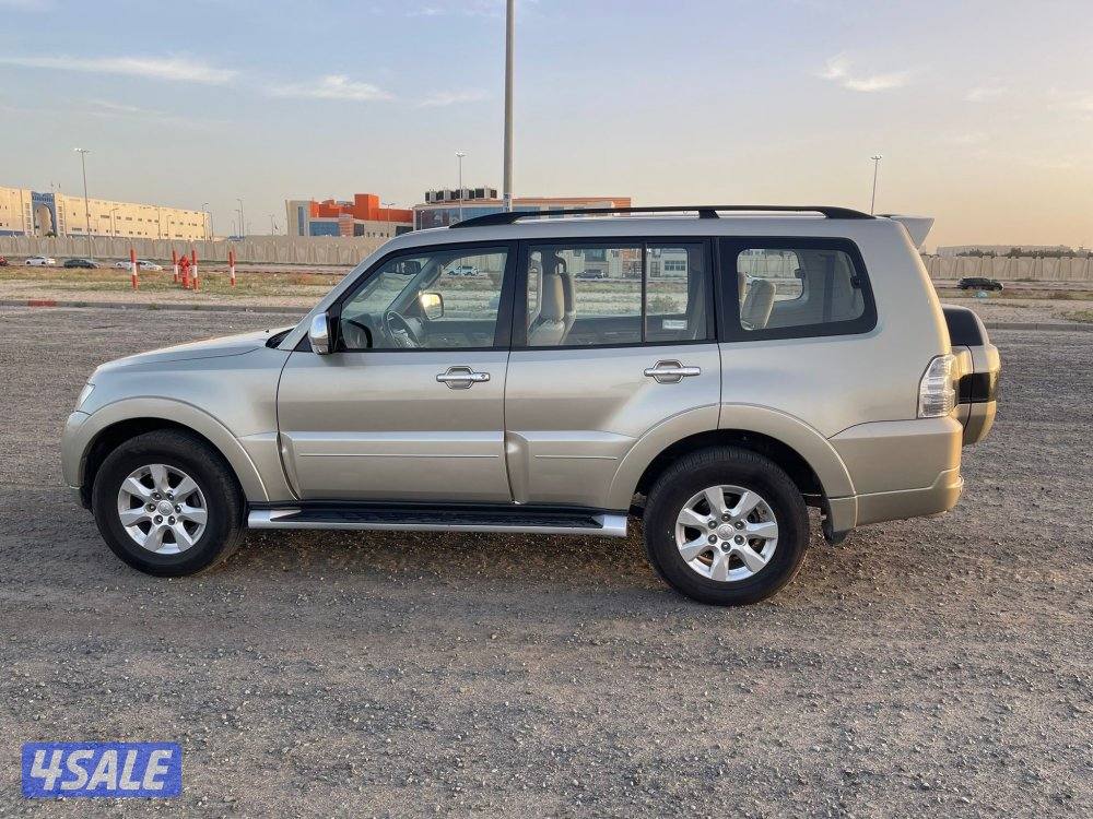 للبيع باجيرو2022 صبغ الوكاله2