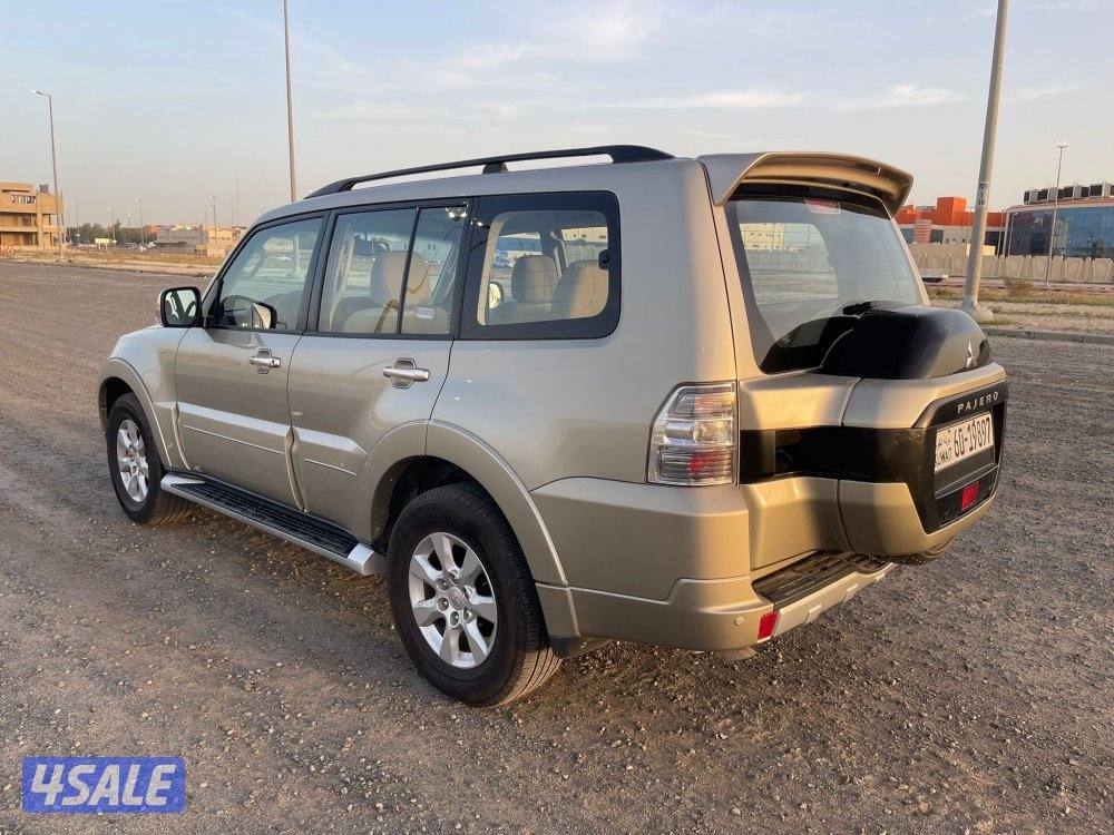 للبيع باجيرو2022 صبغ الوكاله3