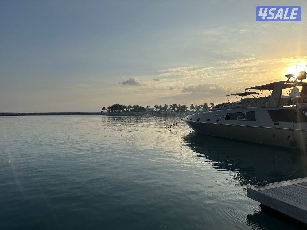 سوق شرق … مرسي 42 قدم1